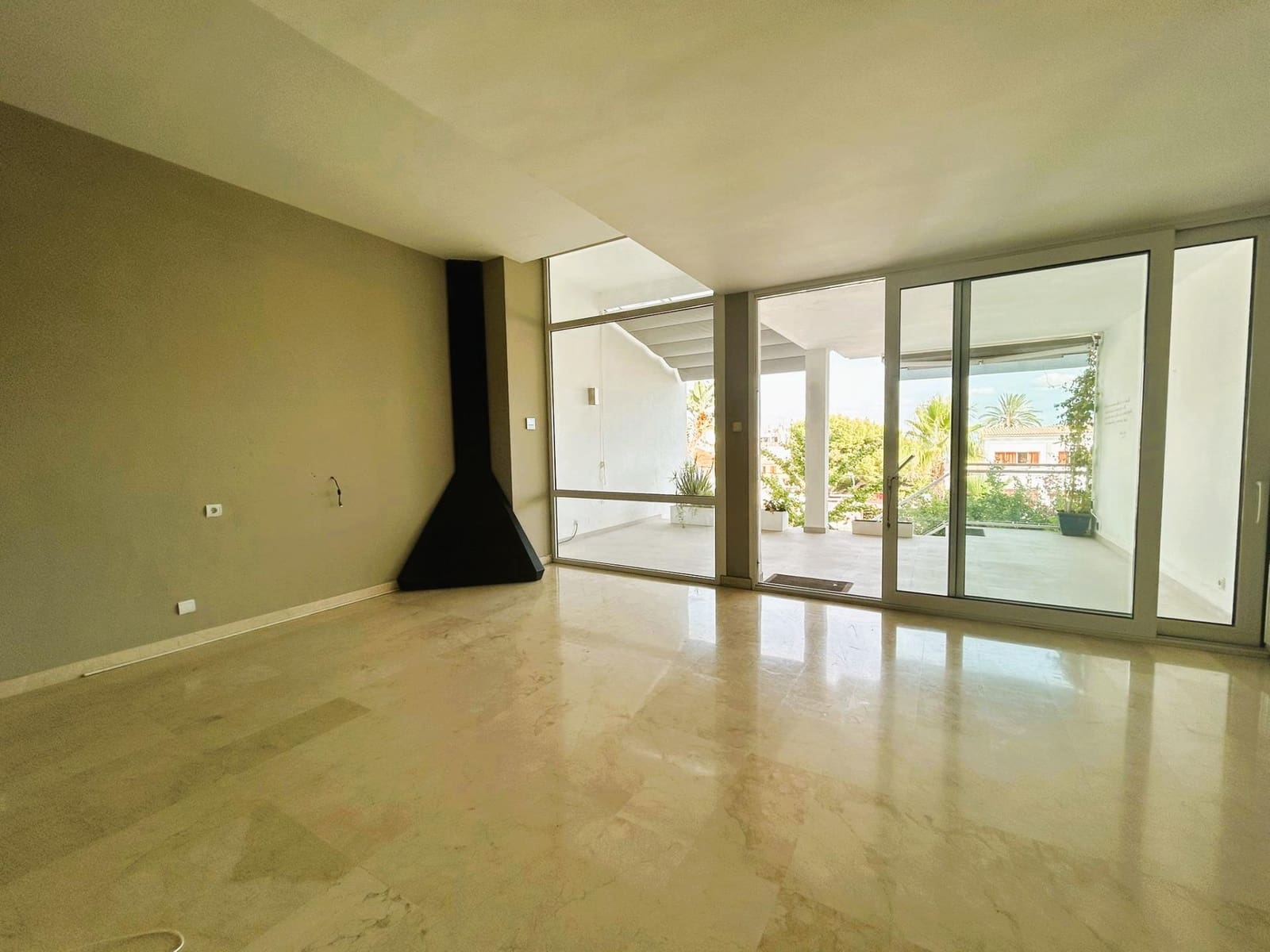 4 soverom Villa til salgs i Palma de Mallorca med svømmebasseng garasje - € 2 195 000 (Ref: 9236874)