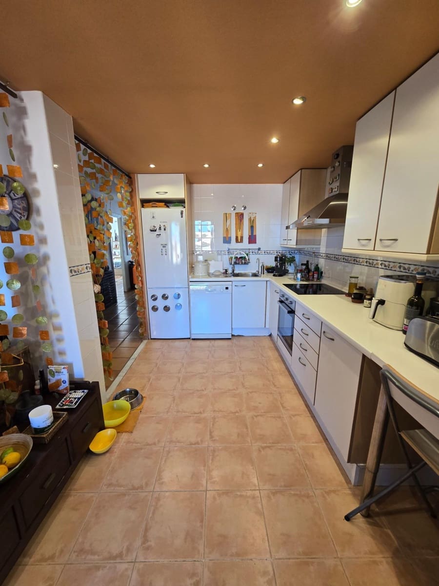 2 slaapkamer Penthouse te koop in Son Veri Nou met zwembad garage - € 690.000 (Ref: 9456244)