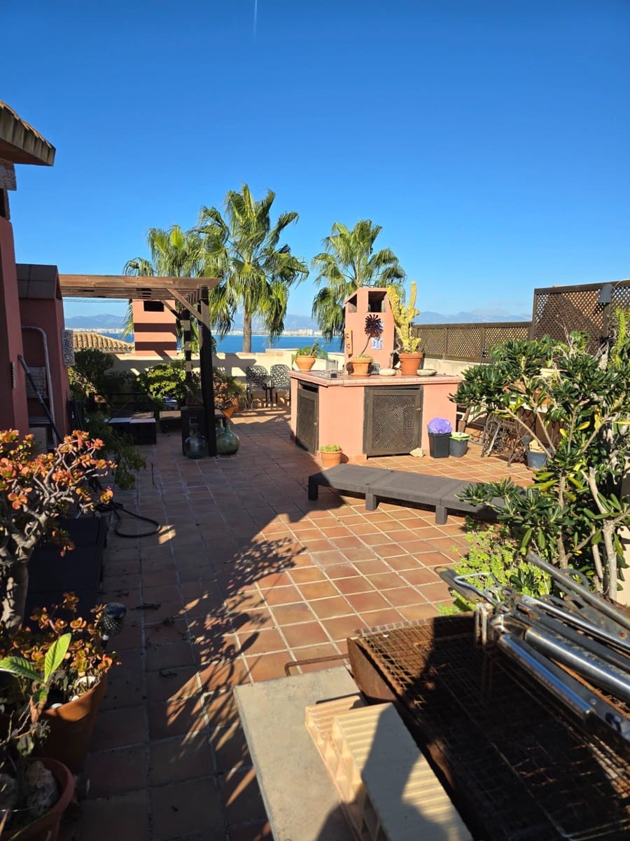 2 slaapkamer Penthouse te koop in Son Veri Nou met zwembad garage - € 690.000 (Ref: 9456244)