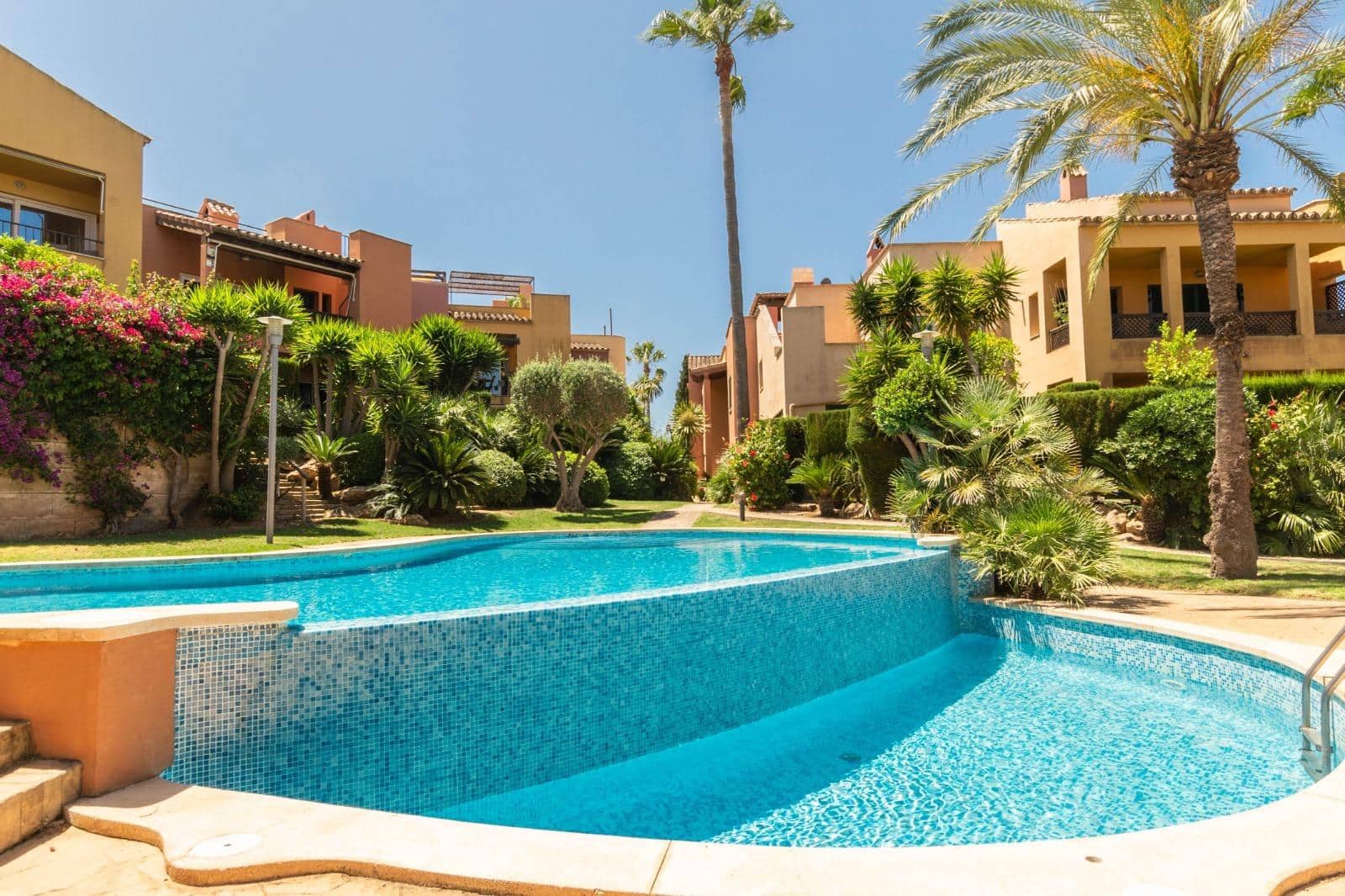2 bedroom Penthouse for sale in Son Veri Nou with pool garage - € 735,000 (Ref: 9456244)