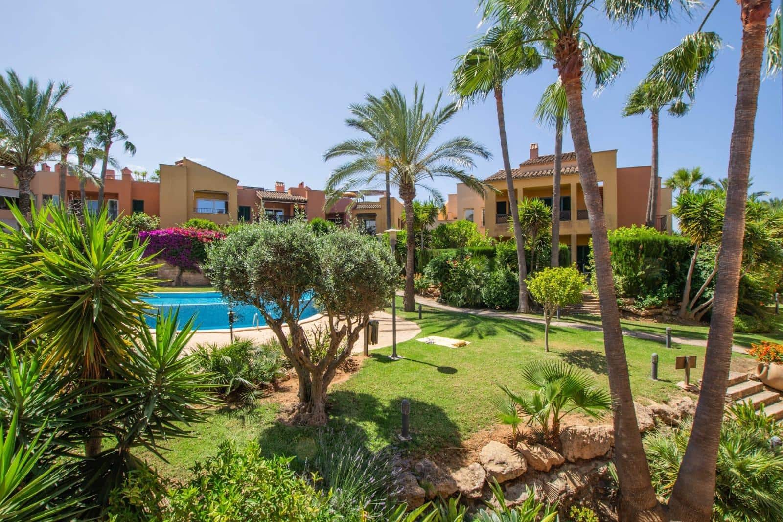 2 bedroom Penthouse for sale in Son Veri Nou with pool garage - € 735,000 (Ref: 9456244)