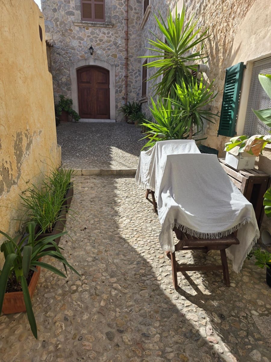 3 quarto Apartamento para venda em Campanet - 380 000 € (Ref: 9561781)