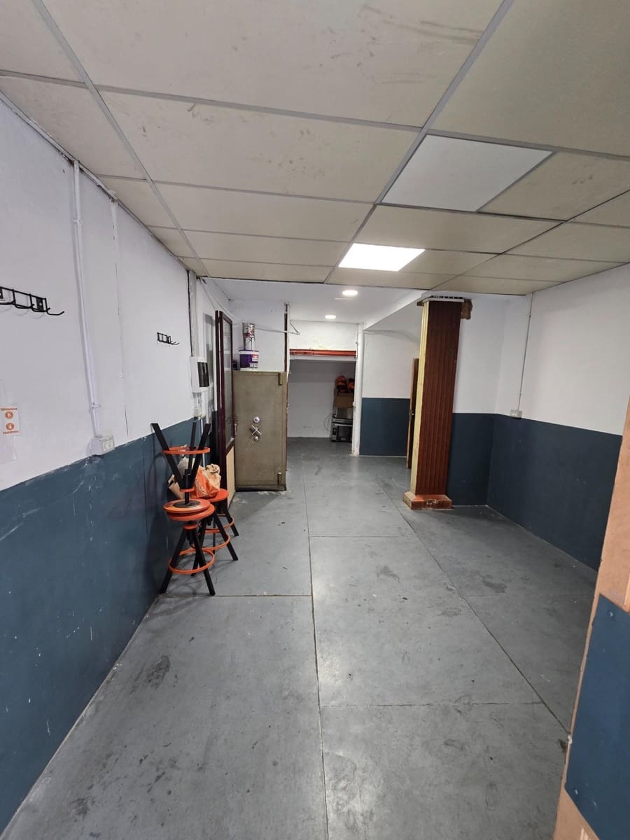 1 bedroom Commercial for rent in Palma de Mallorca - € 1,700 (Ref: 9721683)