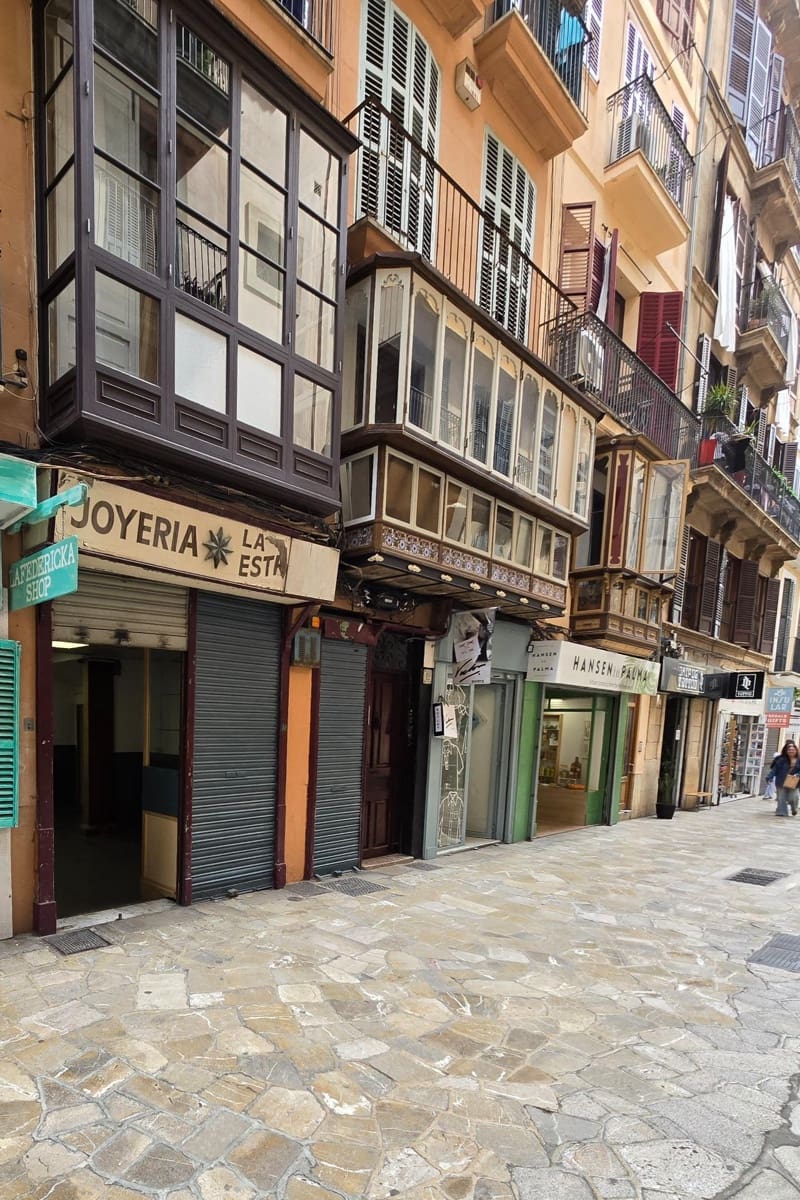 1 bedroom Commercial for rent in Palma de Mallorca - € 1,700 (Ref: 9721683)