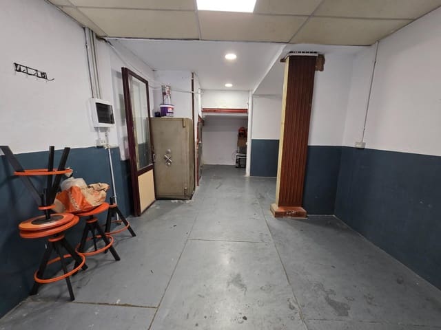 1 bedroom Commercial for rent in Cort, Palma de Mallorca - € 1,700 (Ref: 9721683)