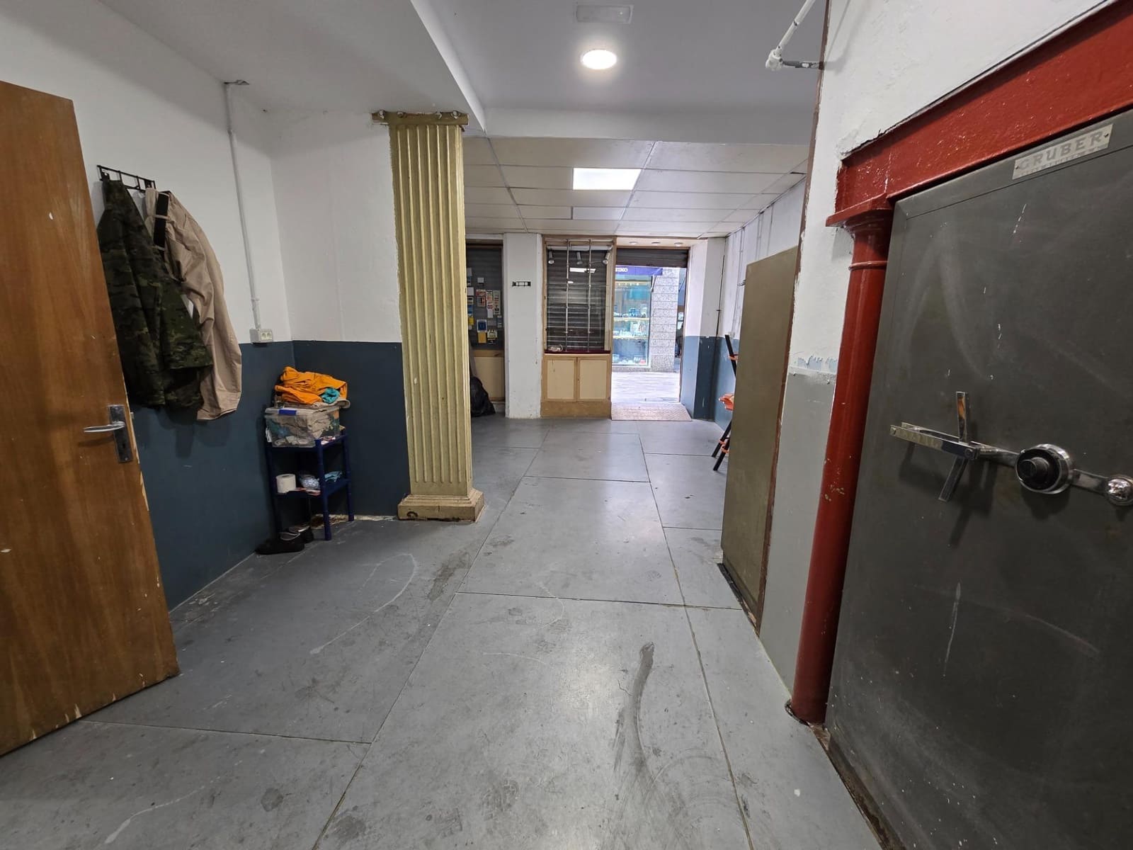 1 bedroom Commercial for rent in Palma de Mallorca - € 1,700 (Ref: 9721683)