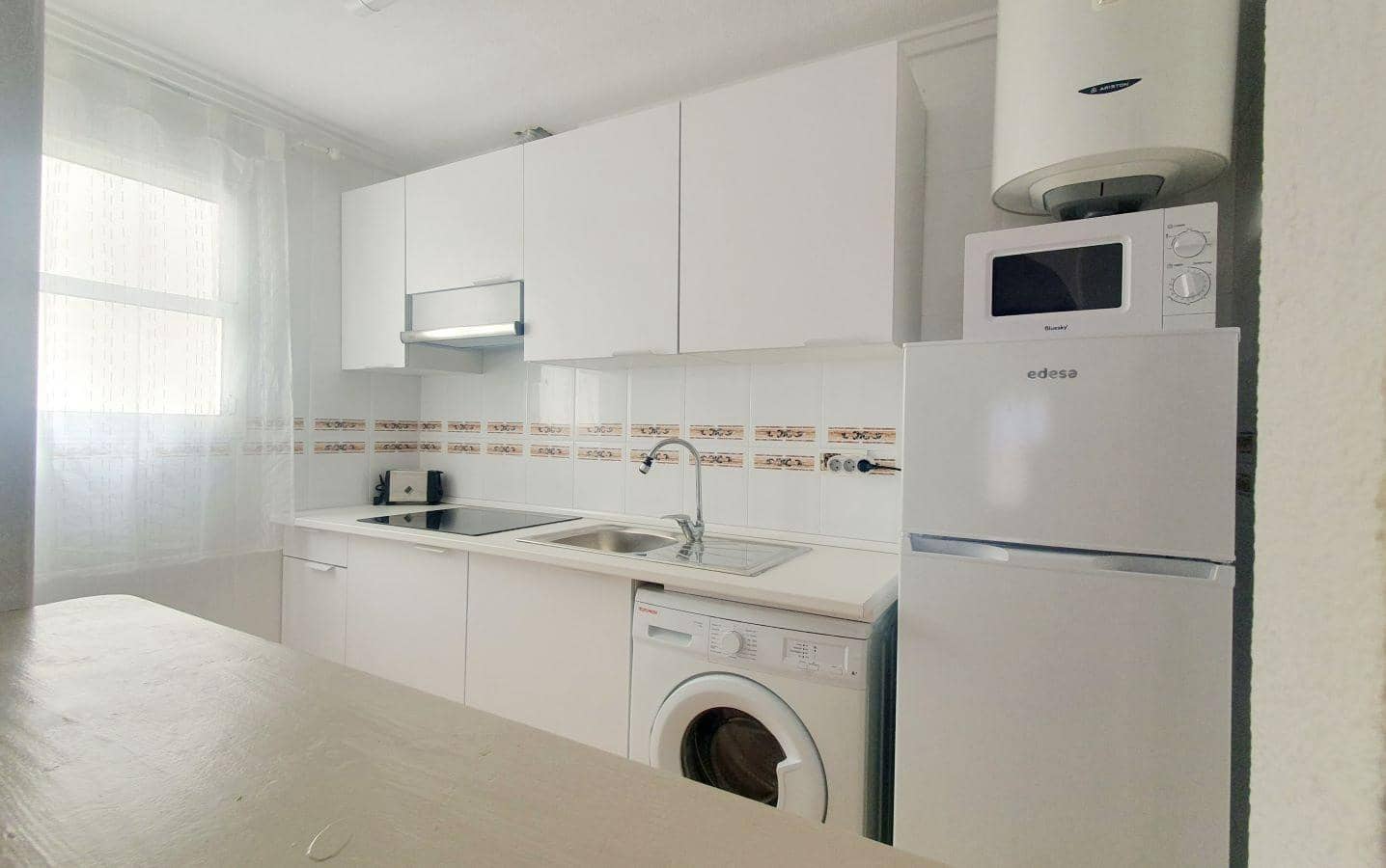 1 slaapkamer Penthouse te koop in Torrevieja met zwembad - € 169.000 (Ref: 10017587)