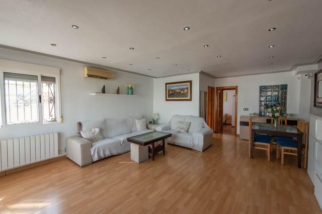 6 soveværelse Rækkehus til salg i Los Balcones - Los Altos, Torrevieja med garage - € 299.900 (Ref: 10024234)