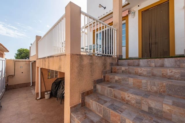 6 soveværelse Rækkehus til salg i Los Balcones - Los Altos, Torrevieja med garage - € 299.900 (Ref: 10024234)