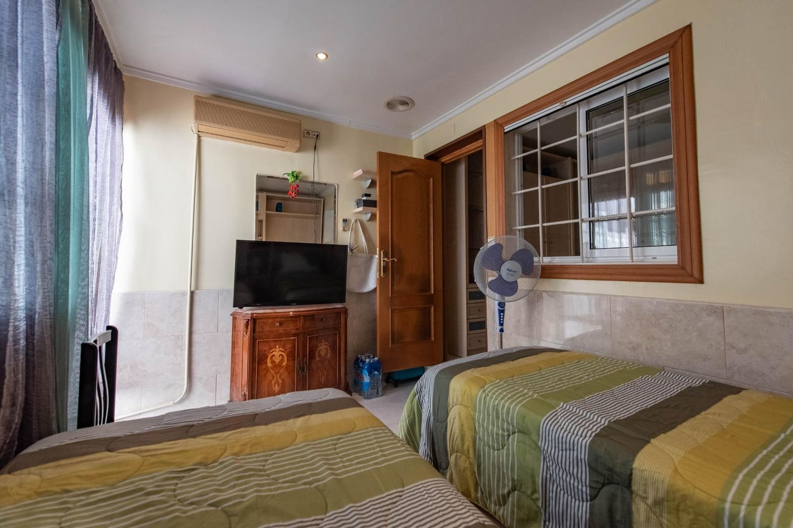 2 bedroom Bungalow for sale in Torrevieja with pool - € 169,900 (Ref: 10109779)