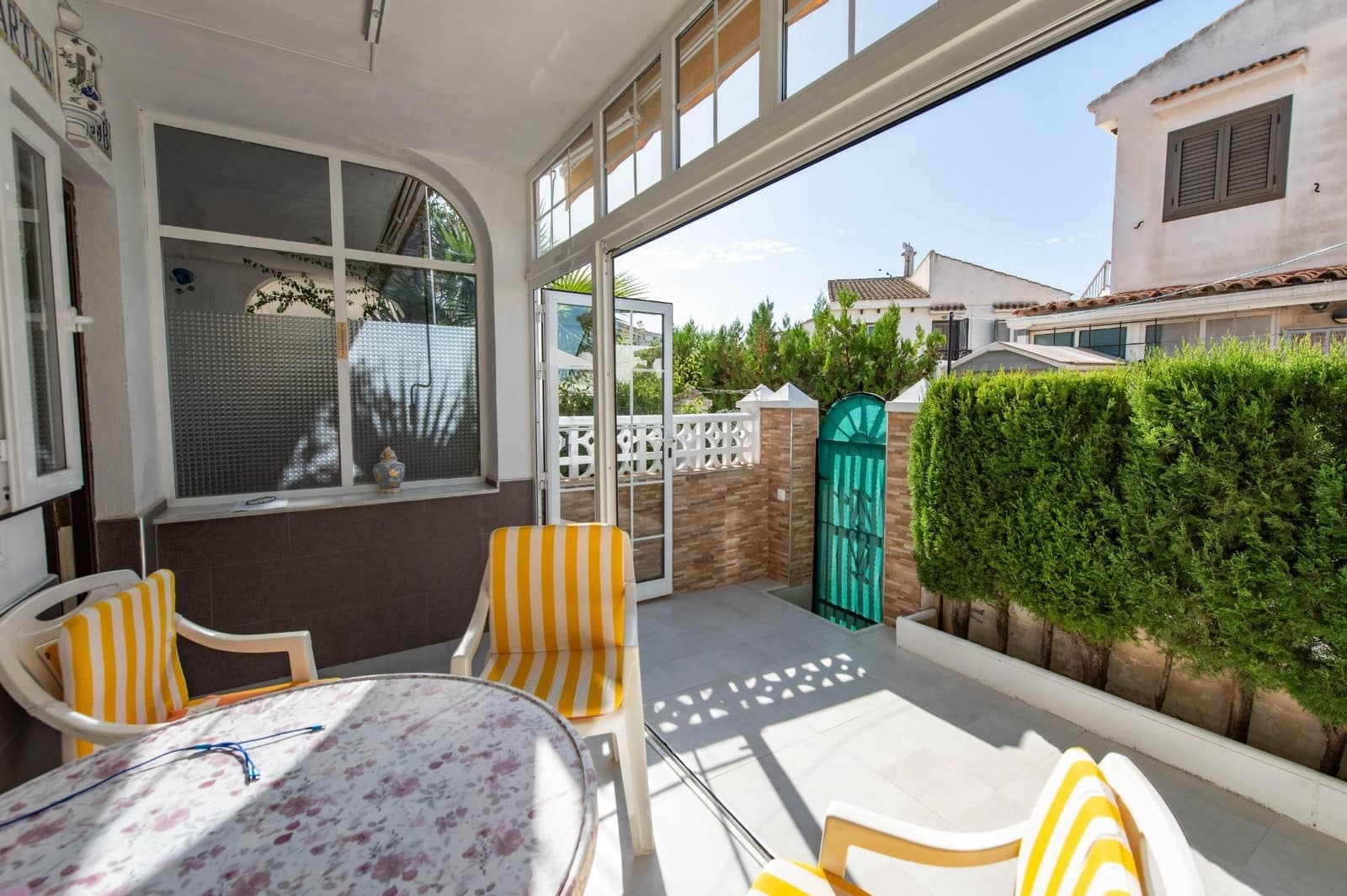2 bedroom Bungalow for sale in Torrevieja with pool - € 169,900 (Ref: 10109779)