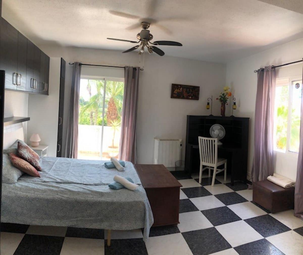 8 soveværelse Villa til salg i Ciudad Quesada med swimmingpool - € 1.399.900 (Ref: 10115694)