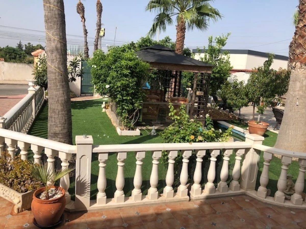 8 soveværelse Villa til salg i Ciudad Quesada med swimmingpool - € 1.399.900 (Ref: 10115694)