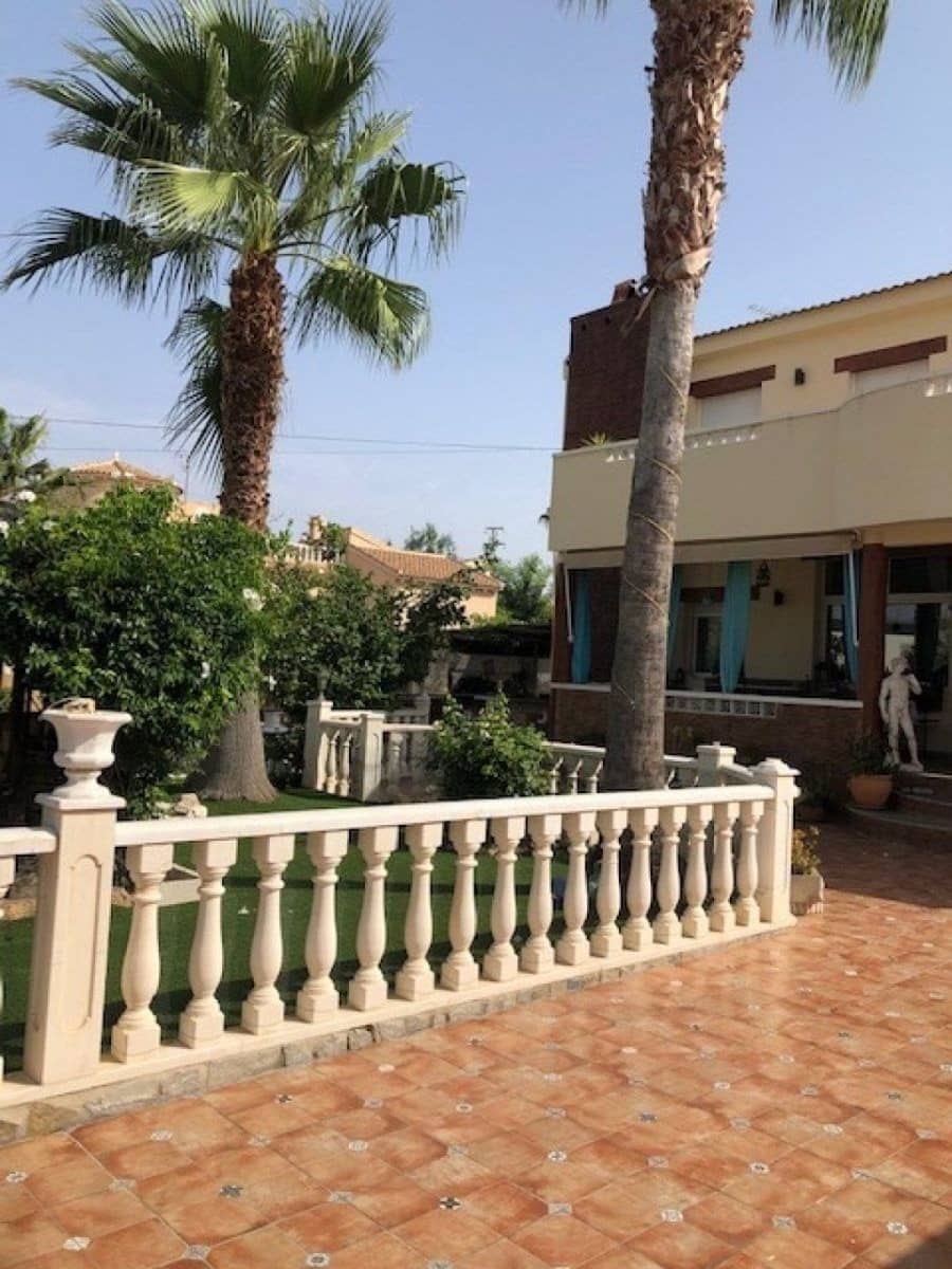 8 soveværelse Villa til salg i Ciudad Quesada med swimmingpool - € 1.399.900 (Ref: 10115694)