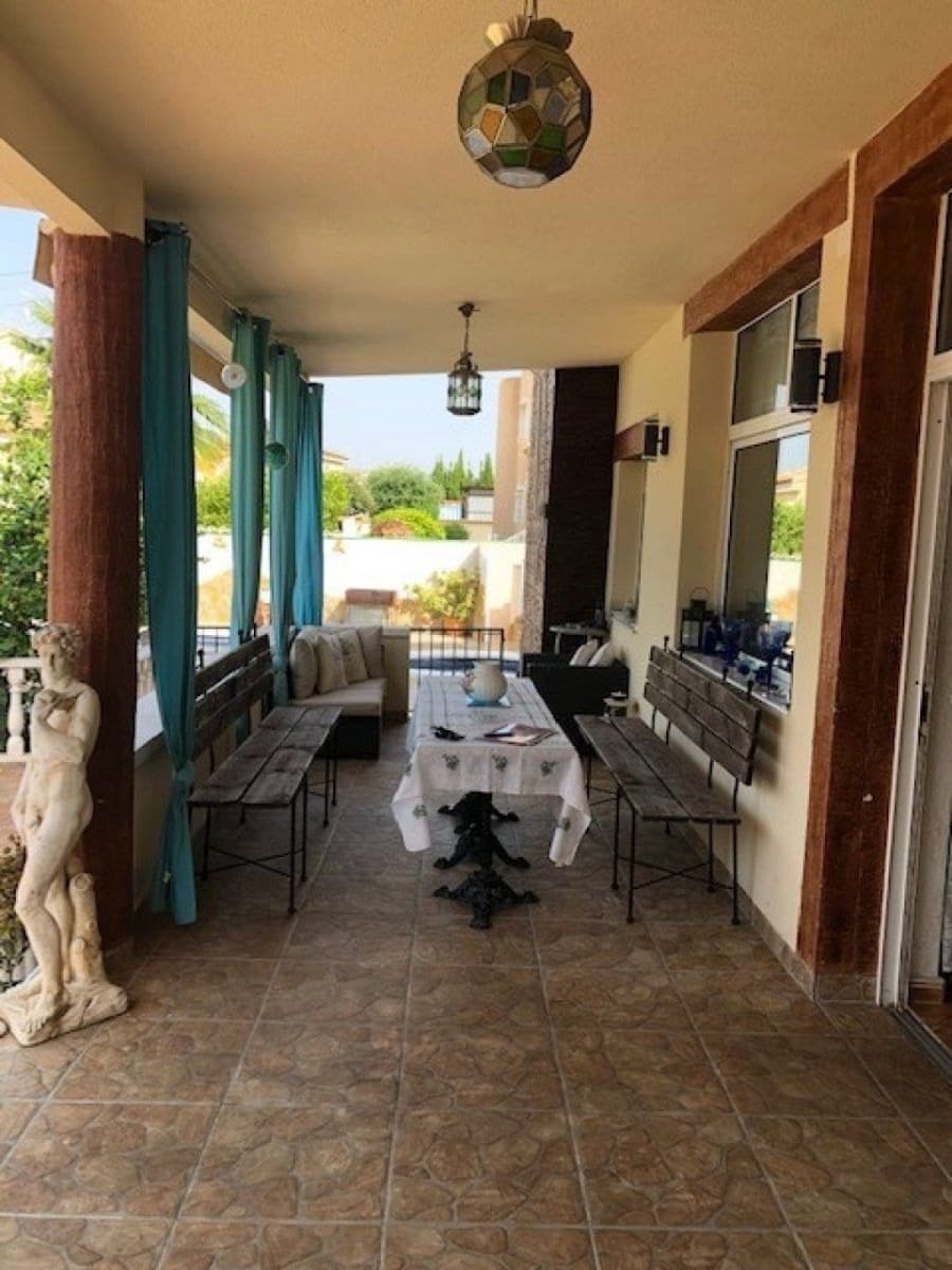 8 soveværelse Villa til salg i Ciudad Quesada med swimmingpool - € 1.399.900 (Ref: 10115694)