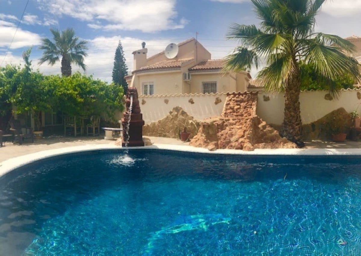 8 soveværelse Villa til salg i Ciudad Quesada med swimmingpool - € 1.399.900 (Ref: 10115694)