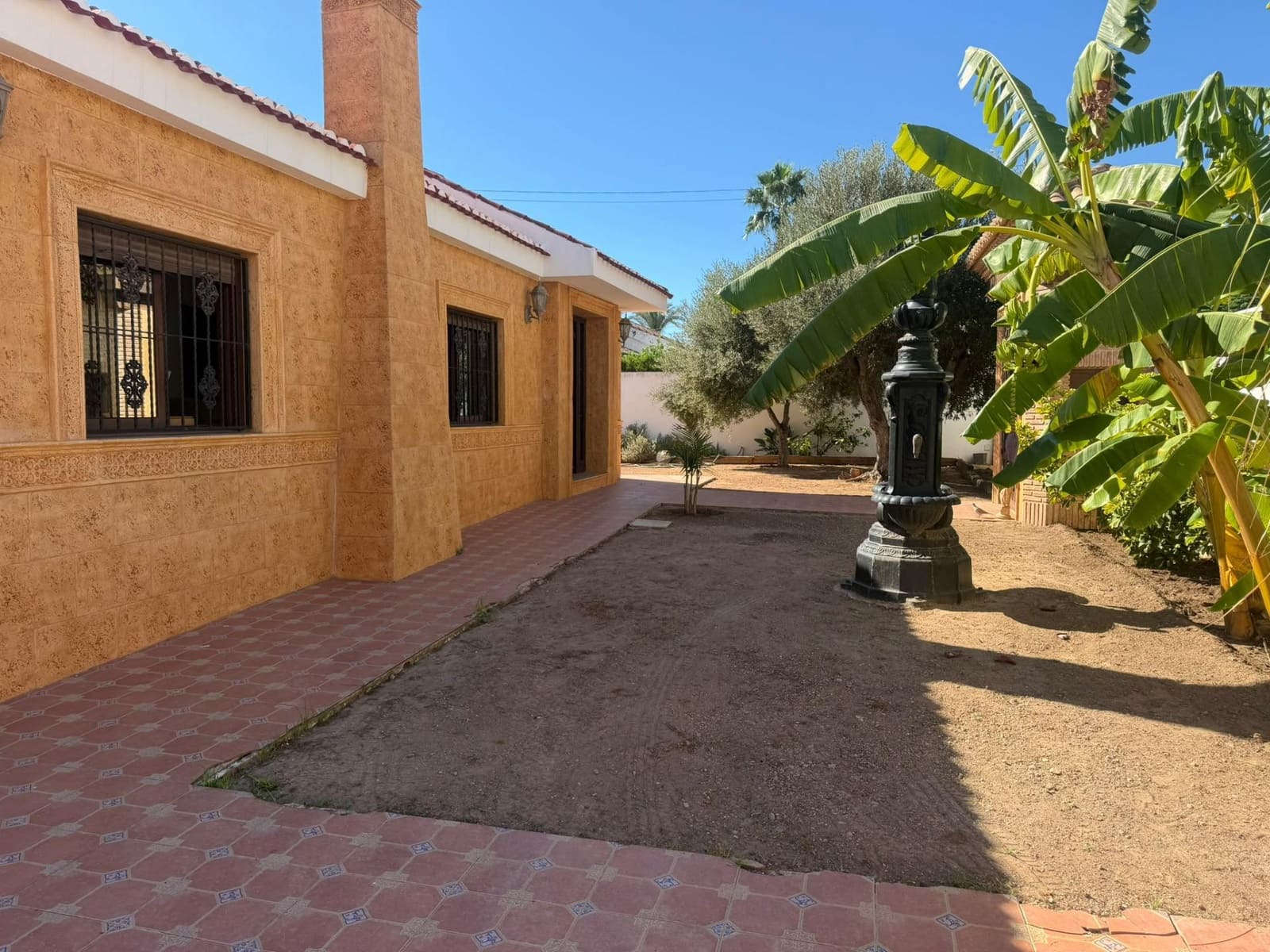 4 sovrum Villa till salu i Torrevieja med pool - 550 000 € (Ref: 10132089)