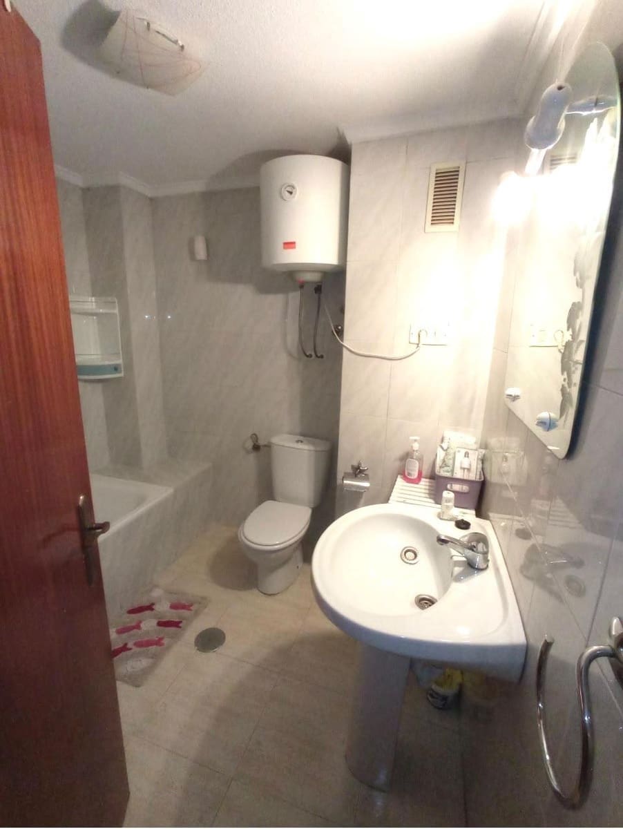 Studio à vendre à Torrevieja - 93 900 € (Ref: 10165125)