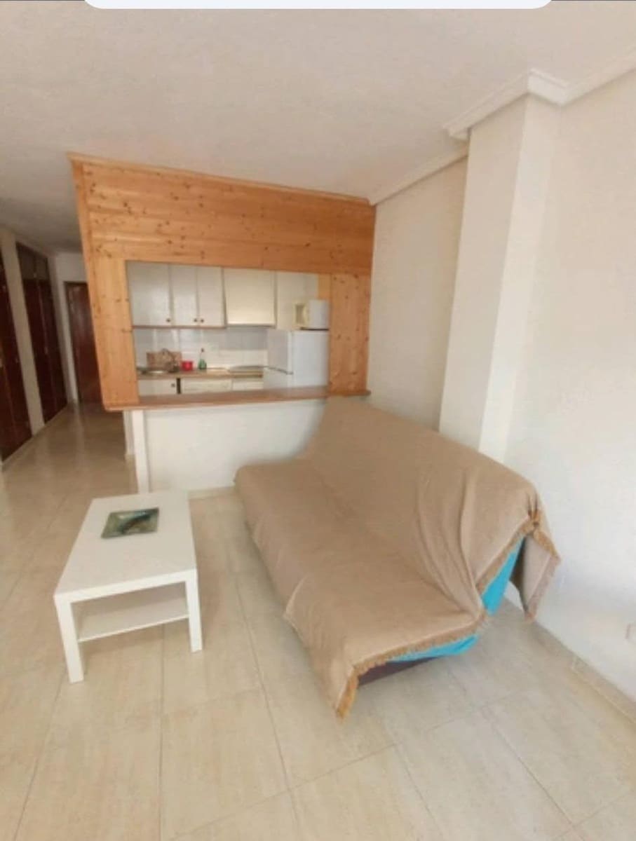 Studio à vendre à Torrevieja - 93 900 € (Ref: 10165125)