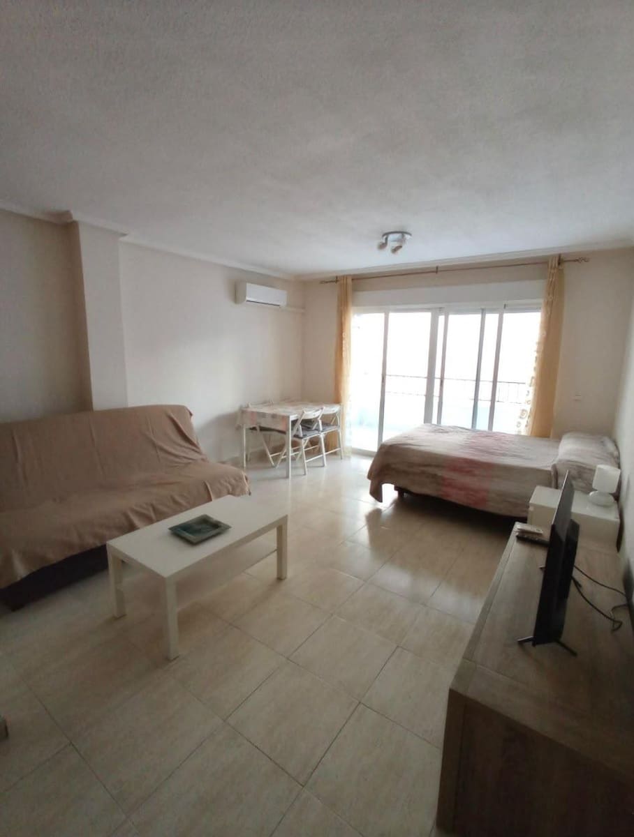 Studio à vendre à Torrevieja - 93 900 € (Ref: 10165125)