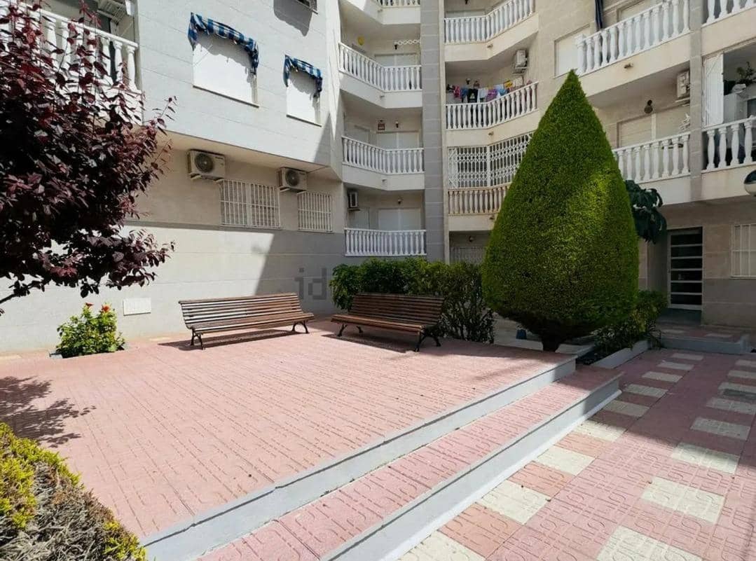 3 bedroom Apartment for sale in Torrevieja with pool - € 220,000 (Ref: 10171806)