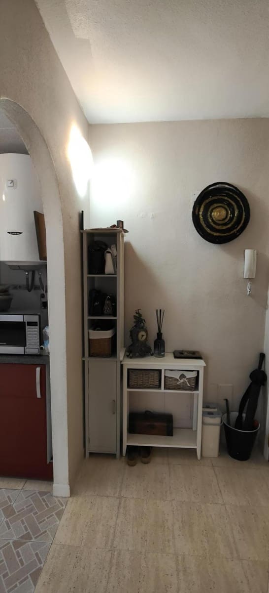 3 bedroom Apartment for sale in Torrevieja with pool - € 220,000 (Ref: 10171806)