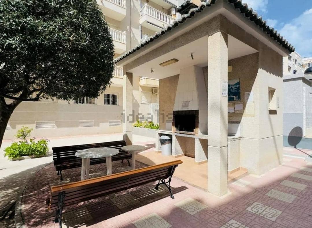 3 bedroom Apartment for sale in Torrevieja with pool - € 220,000 (Ref: 10171806)
