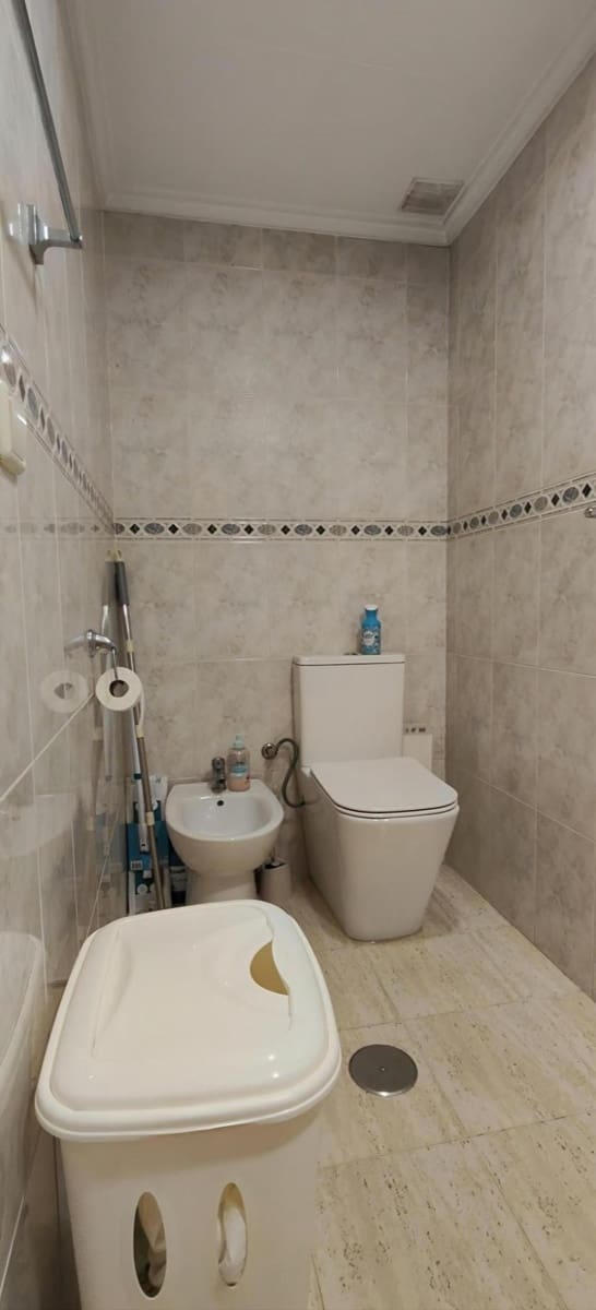 3 bedroom Apartment for sale in Torrevieja with pool - € 220,000 (Ref: 10171806)