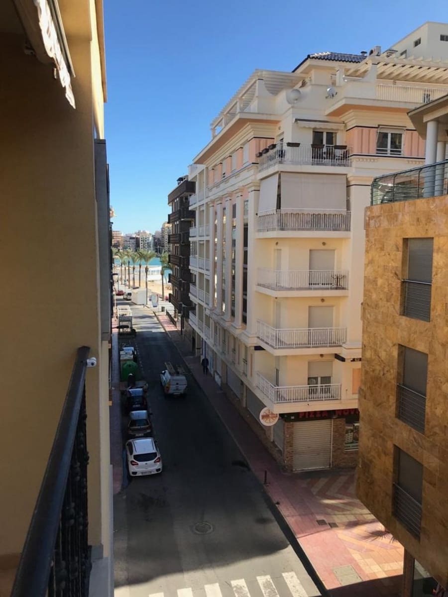 3 bedroom Apartment for sale in Torrevieja - € 190,000 (Ref: 6174094)