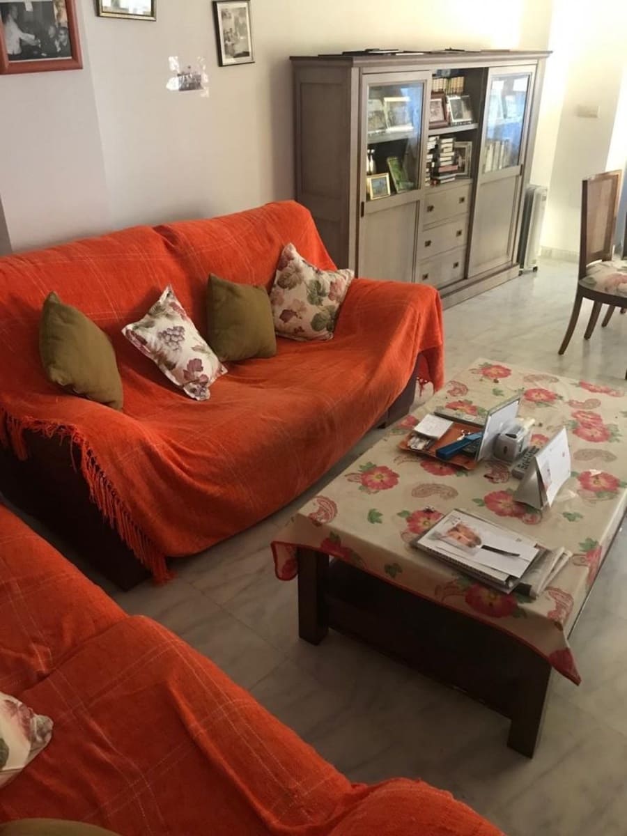 3 bedroom Apartment for sale in Torrevieja - € 190,000 (Ref: 6174094)