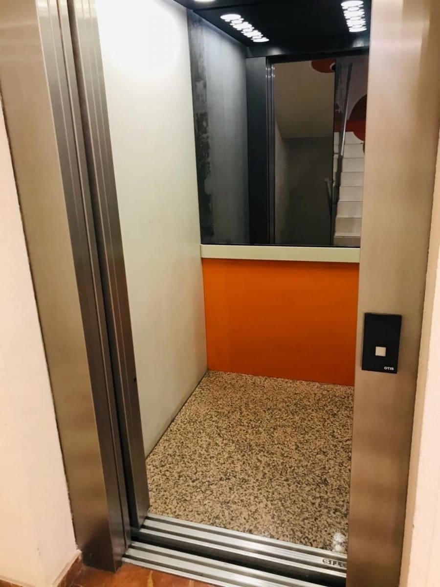 2 bedroom Apartment for sale in Torrevieja - € 199,000 (Ref: 6174125)