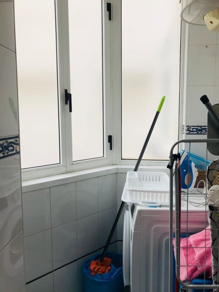 2 bedroom Apartment for sale in Torrevieja - € 199,000 (Ref: 6174125)