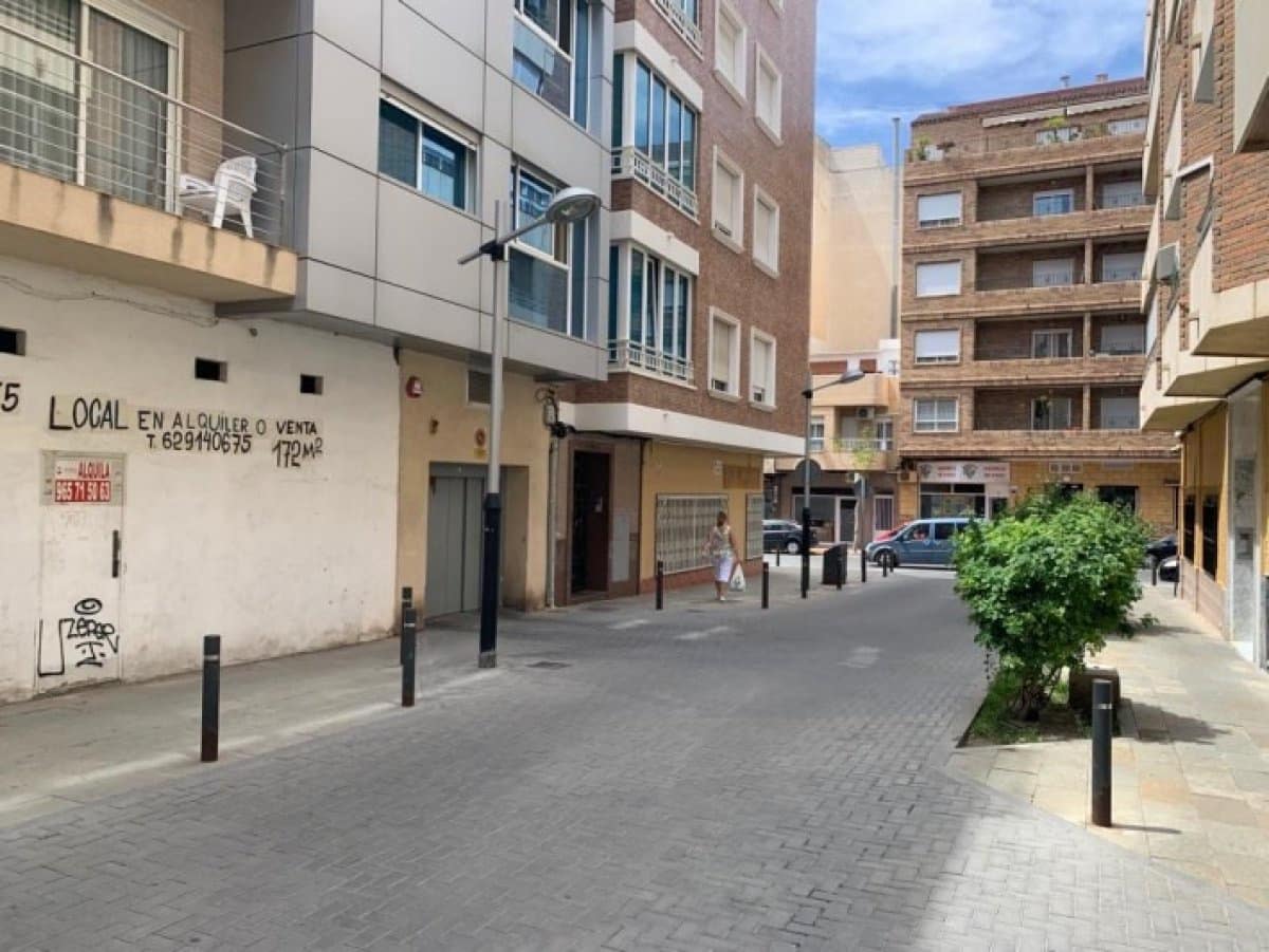 3 bedroom Apartment for sale in Torrevieja - € 160,000 (Ref: 6174162)