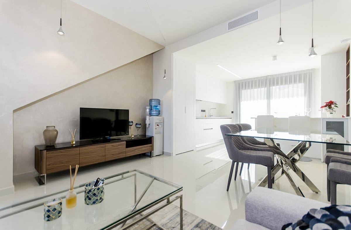 3 Zimmer Bungalow zu verkaufen in Los Balcones mit Pool Garage - 305.000 € (Ref: 6174170)