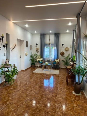 8 bedroom Villa for sale in Ciudad Quesada, Rojales with pool - € 1,100,000 (Ref: 6174218)