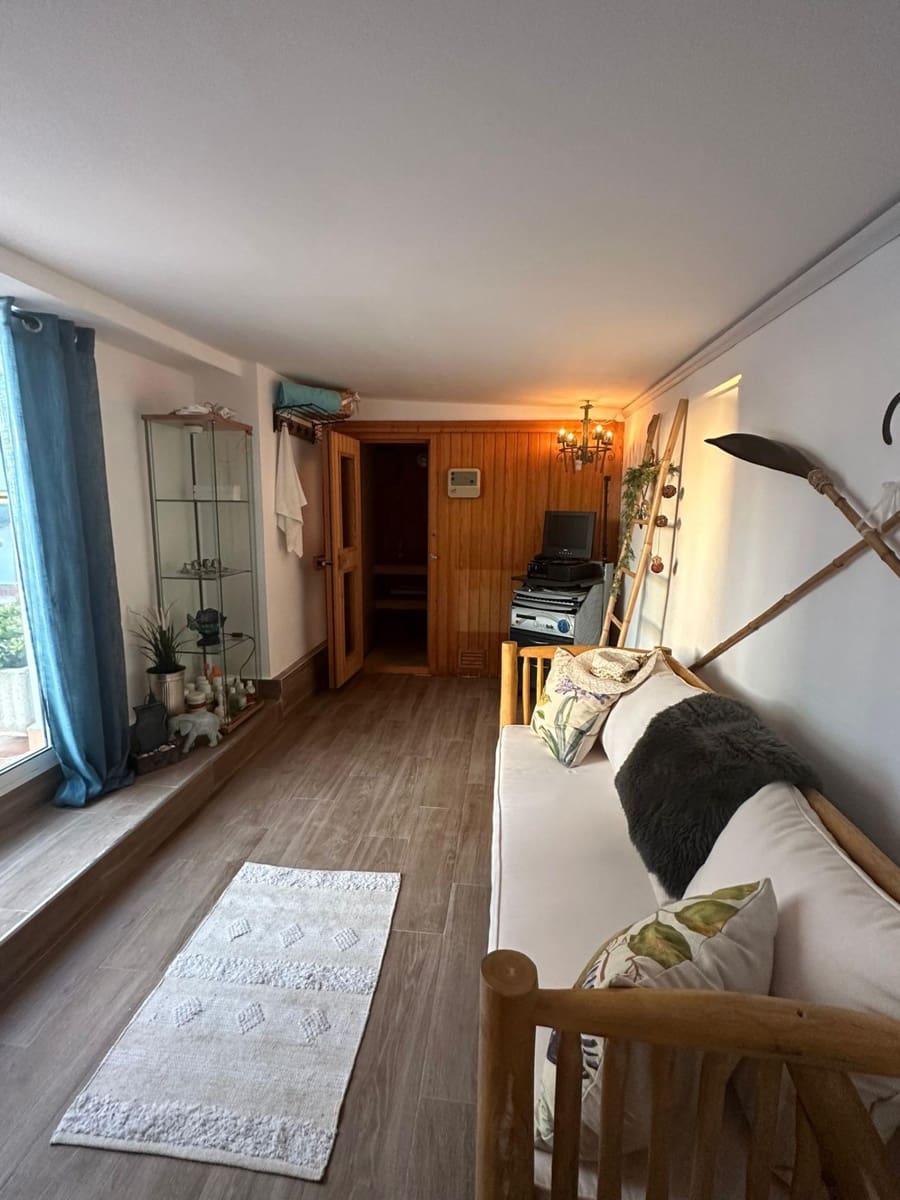 8 bedroom Villa for sale in Ciudad Quesada with pool - € 1,100,000 (Ref: 6174218)