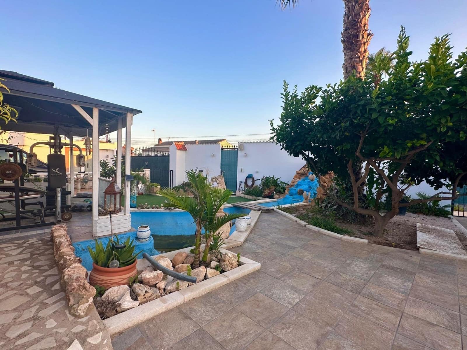 8 bedroom Villa for sale in Ciudad Quesada with pool - € 1,100,000 (Ref: 6174218)