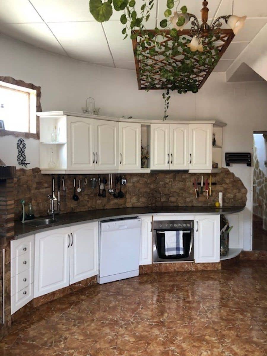 8 bedroom Villa for sale in Ciudad Quesada with pool - € 1,100,000 (Ref: 6174218)