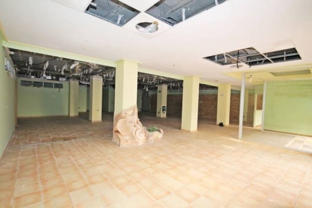 Commercial for sale in Playa del Cura, Torrevieja - € 233,500 (Ref: 6174269)