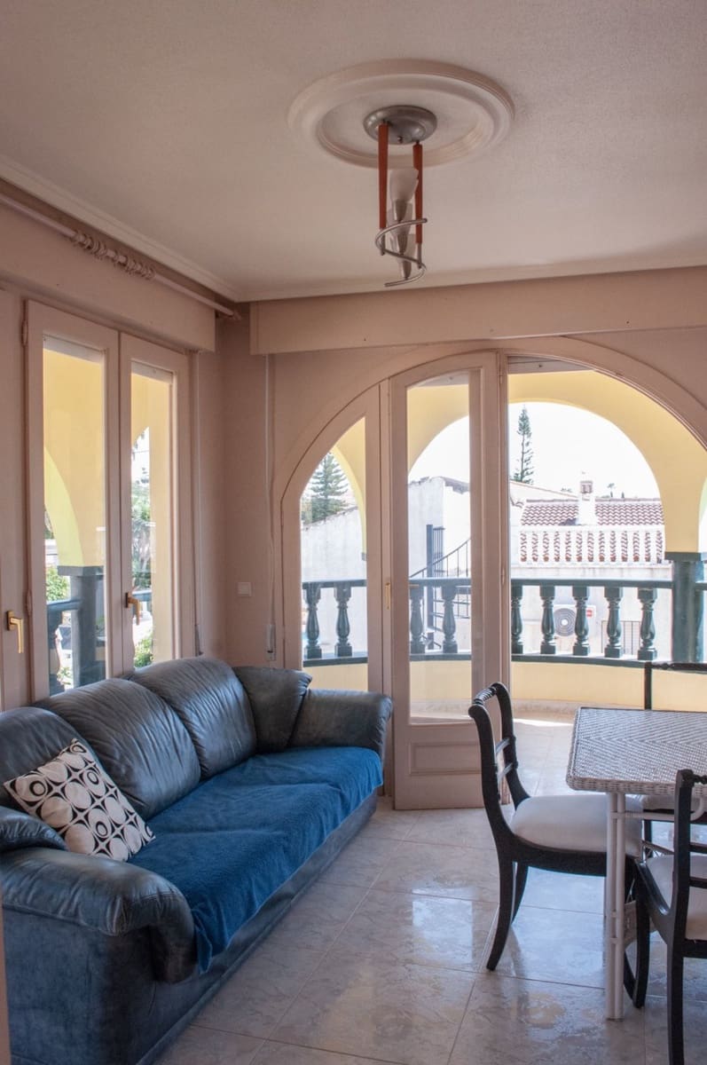 4 Zimmer Villa zu verkaufen in Ciudad Quesada mit Pool - 449.000 € (Ref: 6991803)