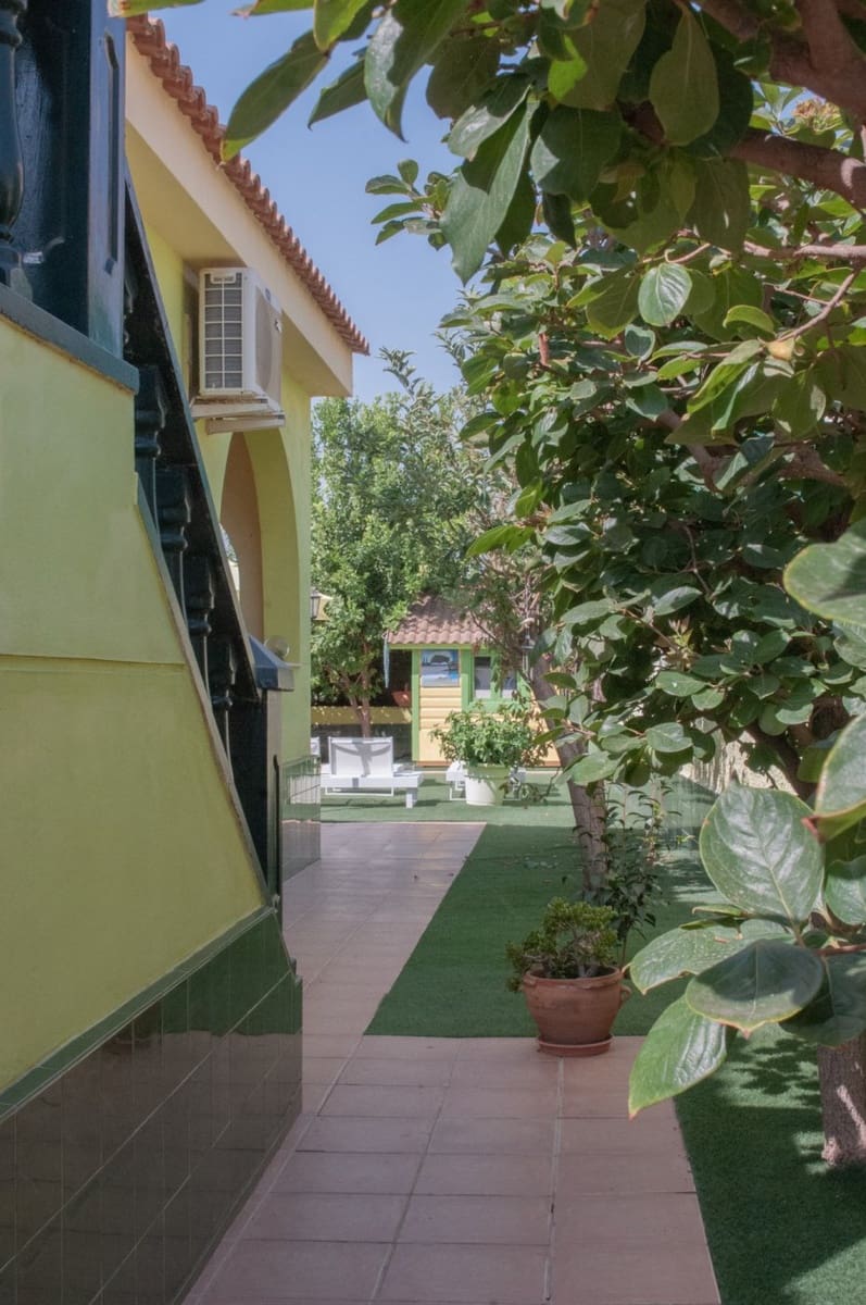 4 Zimmer Villa zu verkaufen in Ciudad Quesada mit Pool - 449.000 € (Ref: 6991803)