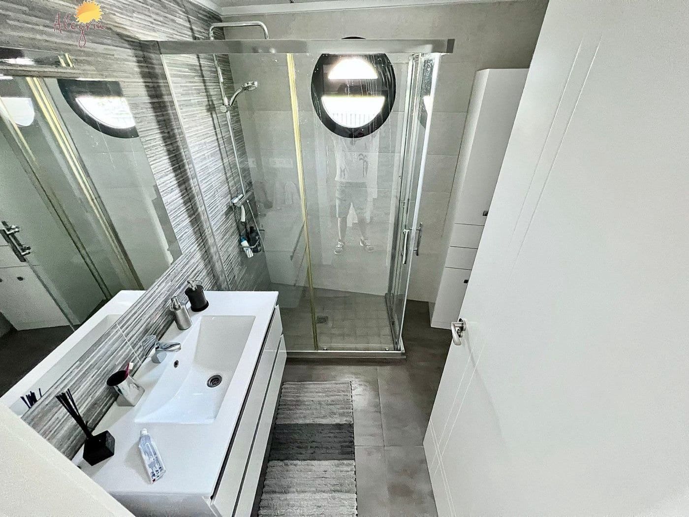 4 soverom Villa til salgs i Torrevieja med svømmebasseng garasje - € 999 900 (Ref: 7197632)