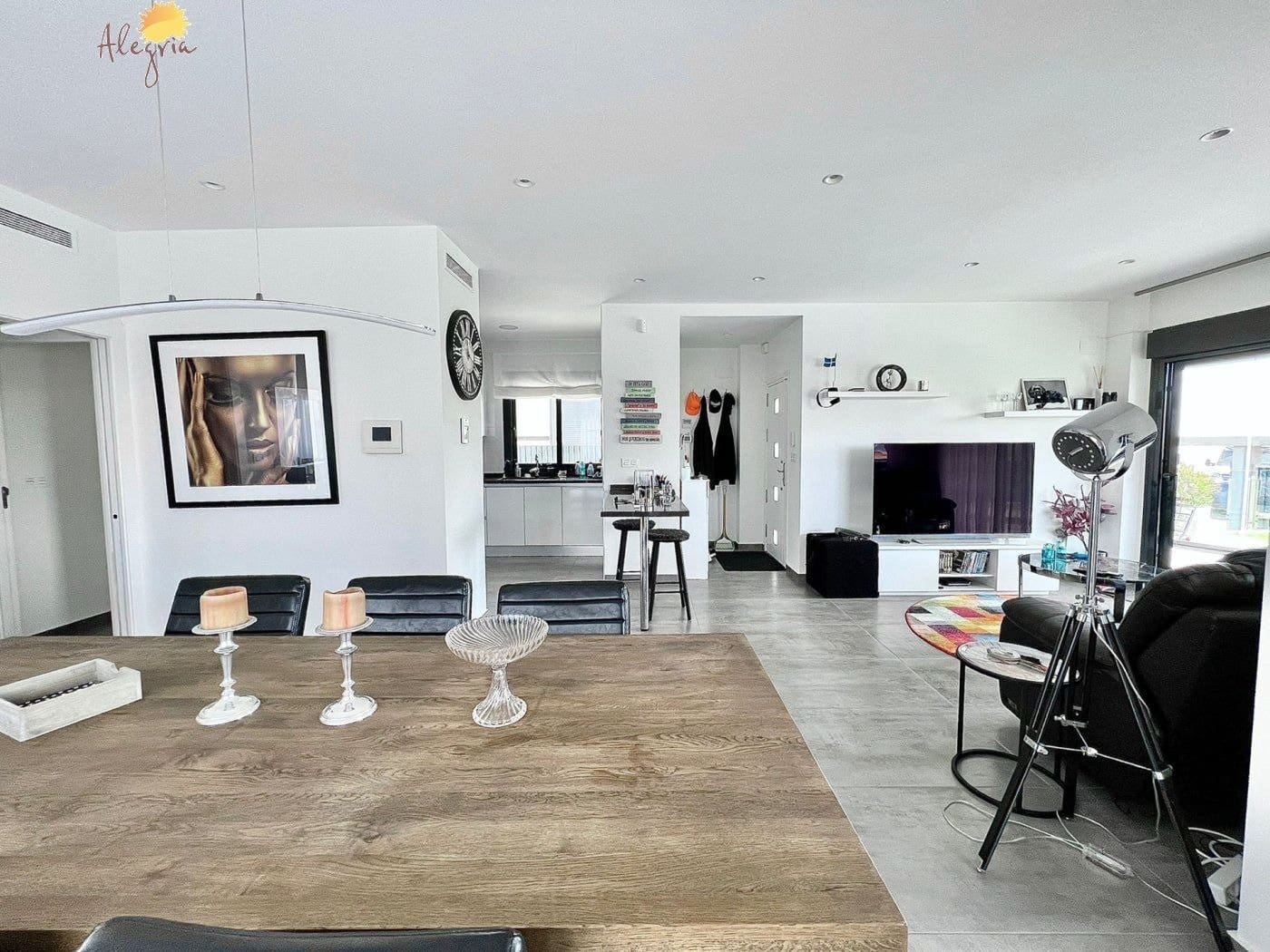 4 soverom Villa til salgs i Torrevieja med svømmebasseng garasje - € 999 900 (Ref: 7197632)