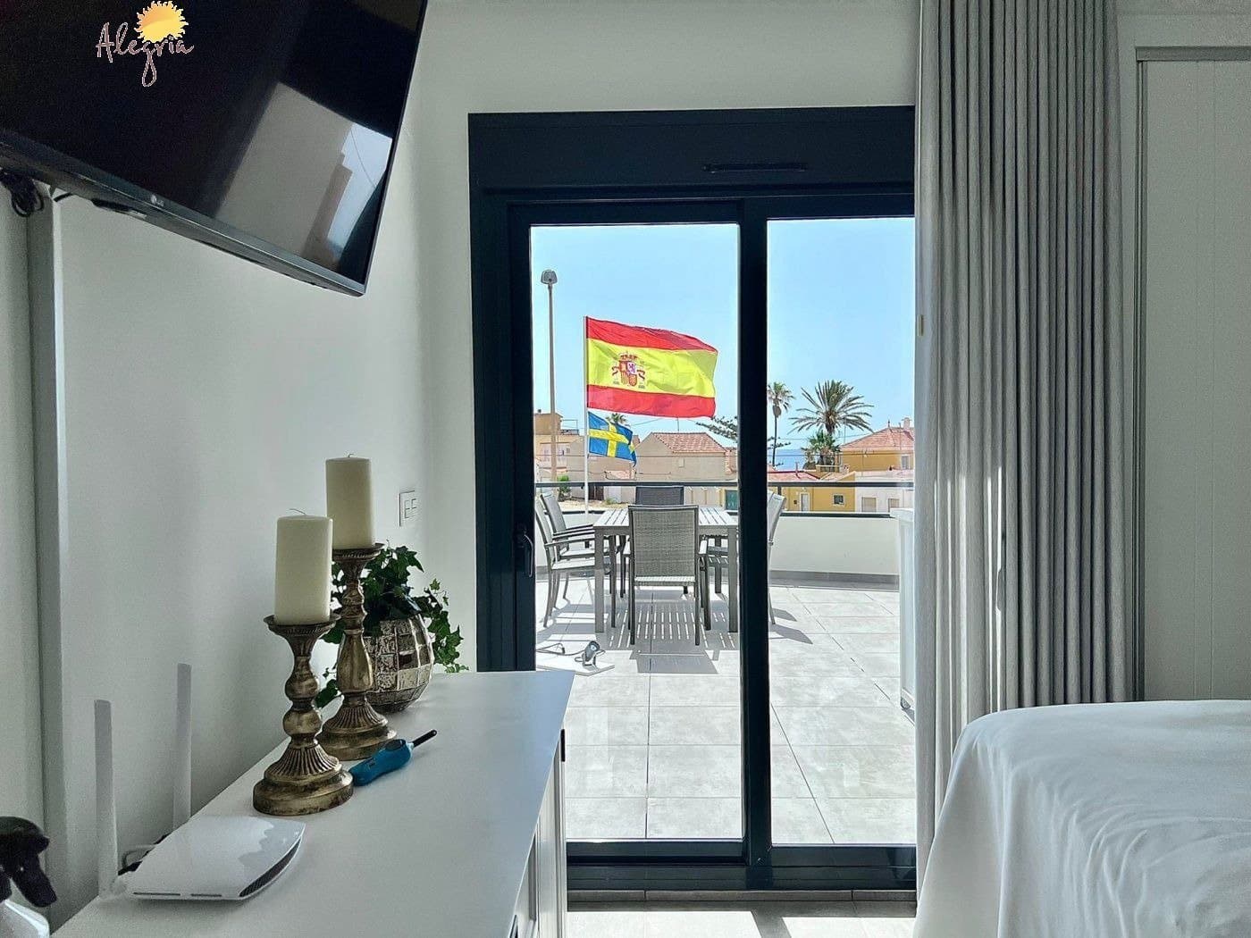 4 soverom Villa til salgs i Torrevieja med svømmebasseng garasje - € 999 900 (Ref: 7197632)