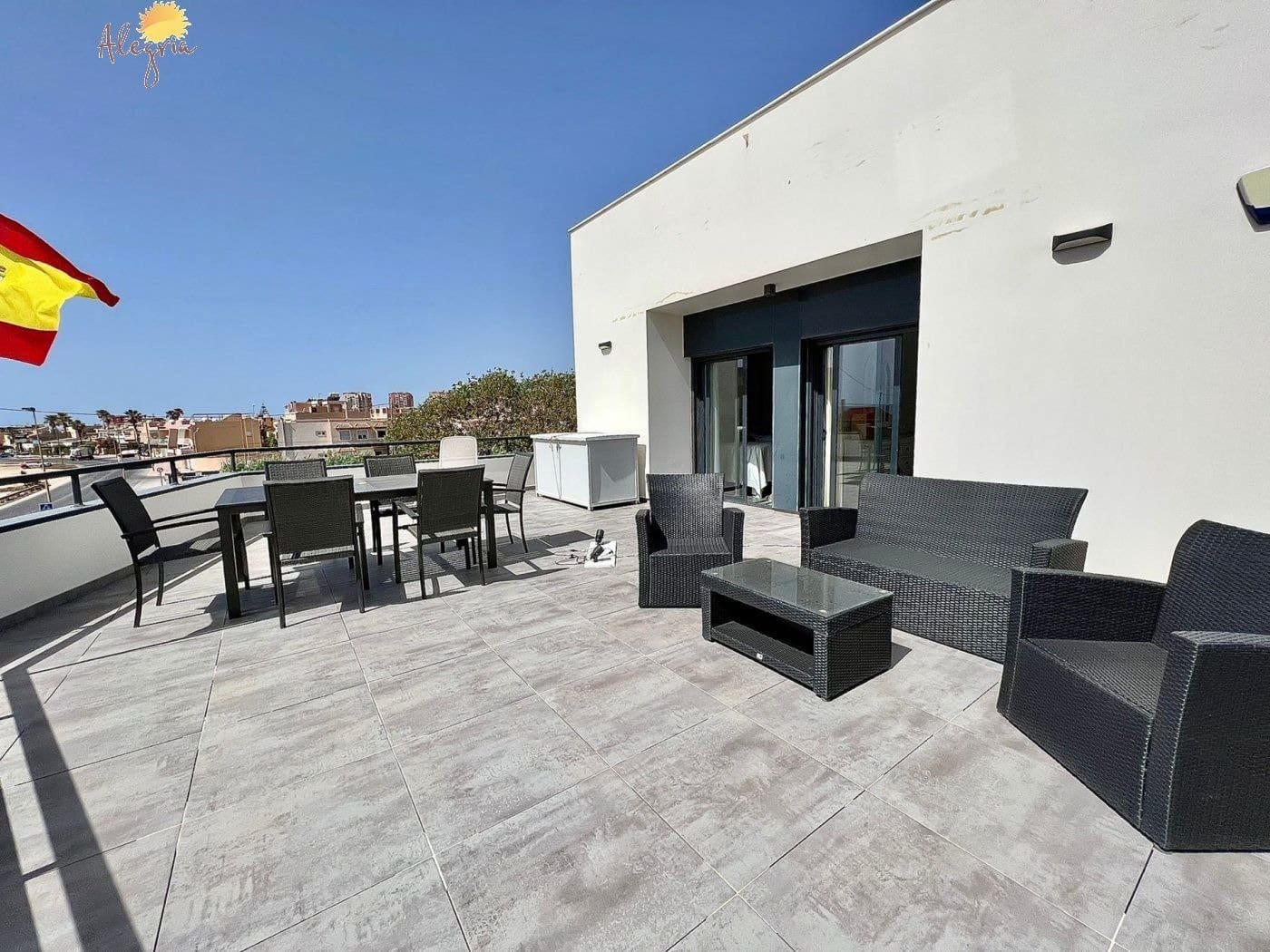 4 soverom Villa til salgs i Torrevieja med svømmebasseng garasje - € 999 900 (Ref: 7197632)