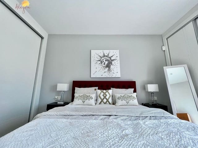 4 soverom Villa til salgs i Playa de los Locos, Torrevieja med svømmebasseng garasje - € 999 900 (Ref: 7197632)