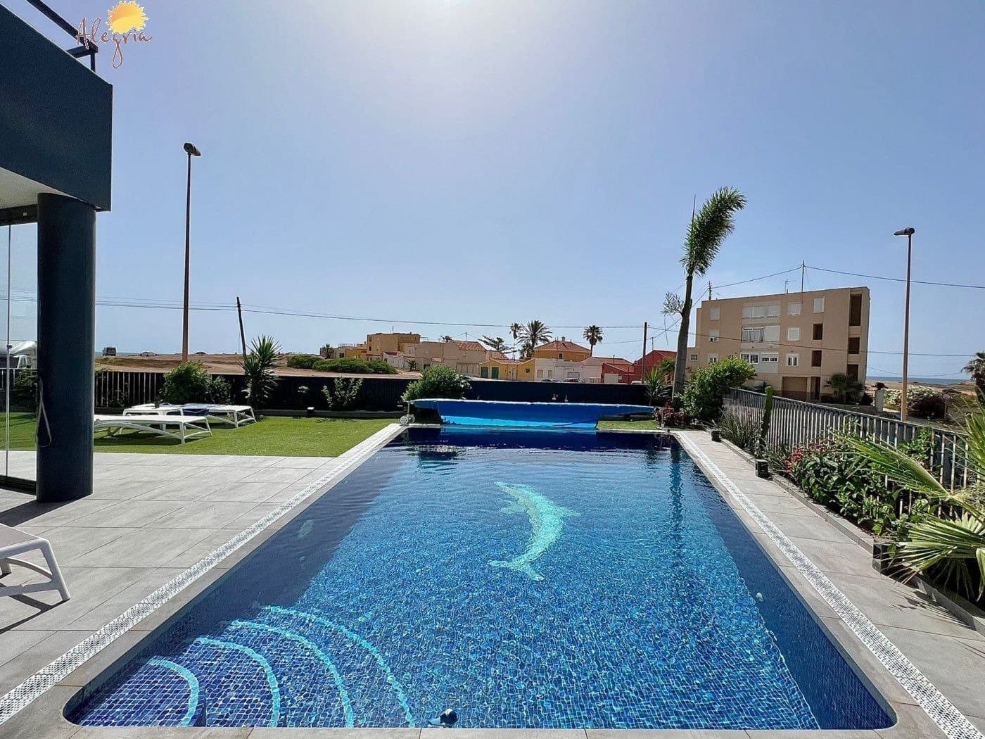 4 soverom Villa til salgs i Torrevieja med svømmebasseng garasje - € 999 900 (Ref: 7197632)