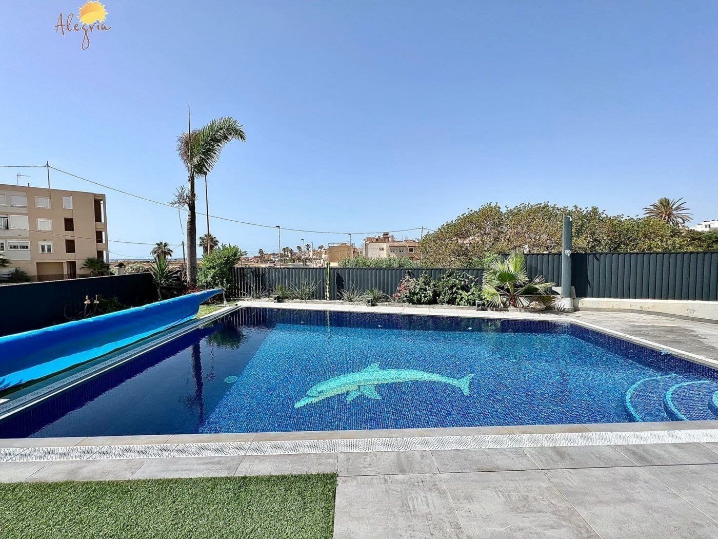 4 soverom Villa til salgs i Torrevieja med svømmebasseng garasje - € 999 900 (Ref: 7197632)