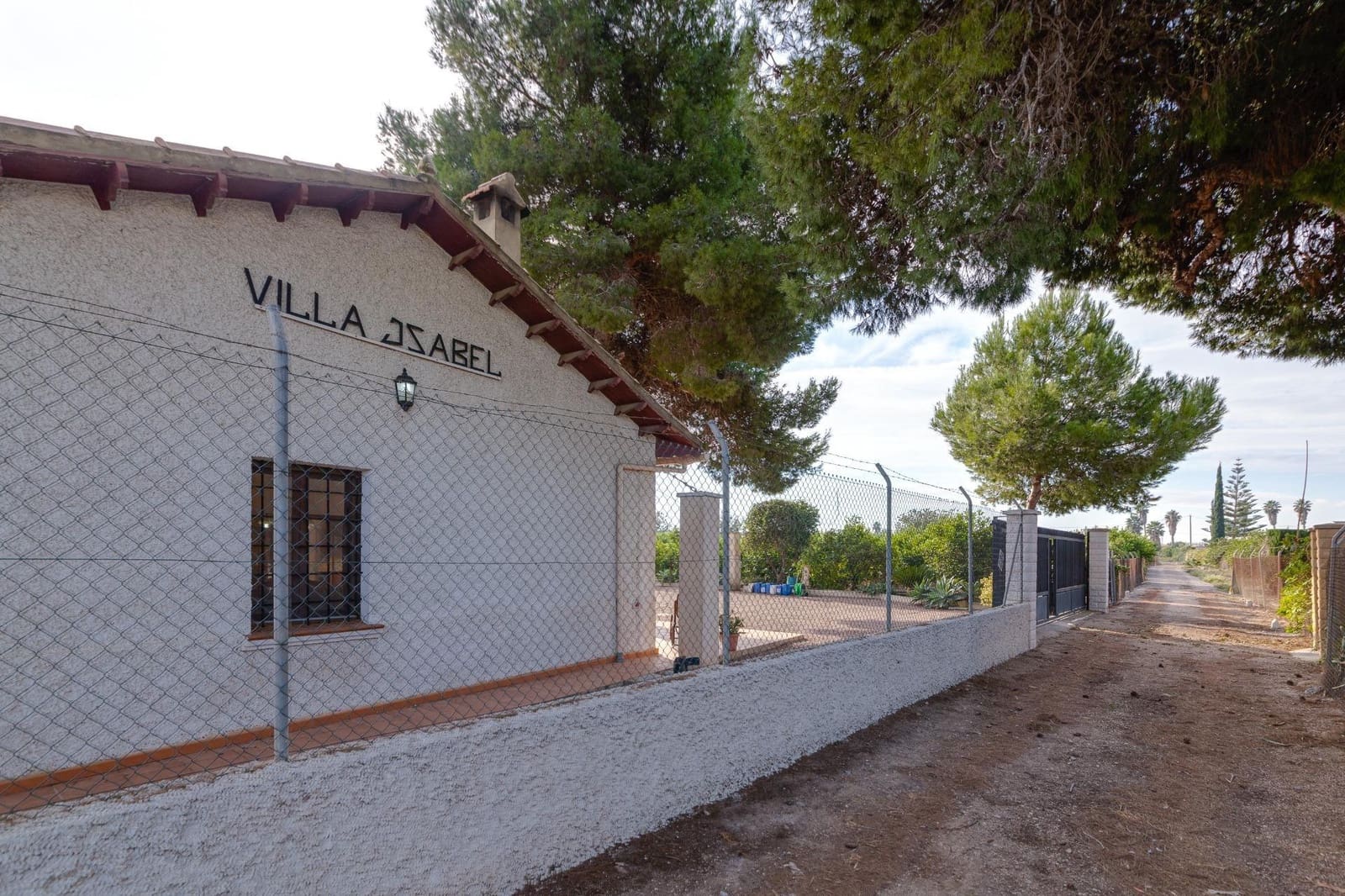 4 soveværelse Finca/Landehus til salg i Daya Nueva - € 315.000 (Ref: 7958273)