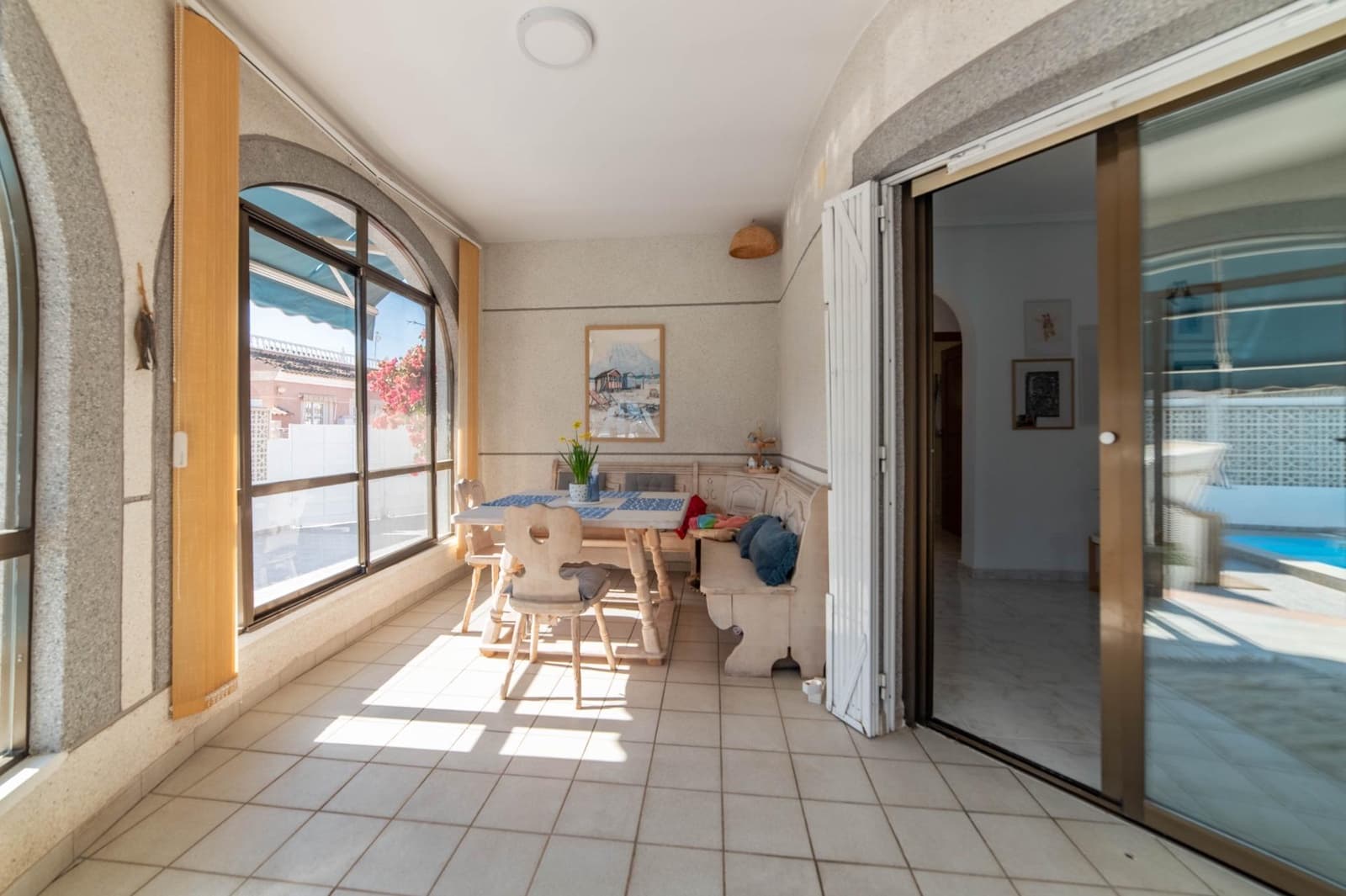 2 bedroom Villa for sale in Torrevieja with pool garage - € 348,000 (Ref: 9674298)